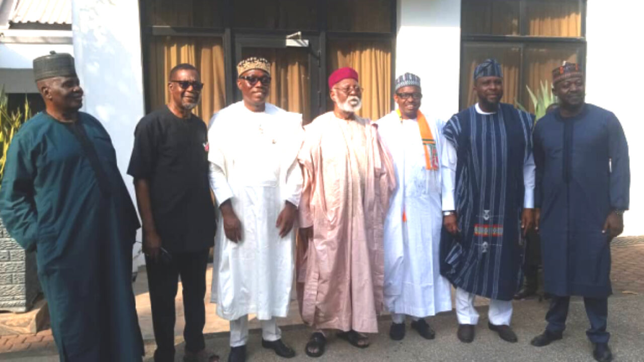 SDP leaders visit IBB, Abdulsalami in Minna